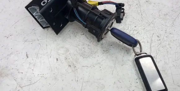 Fiat Panda II Ignition lock 61027500