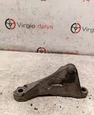 BMW 1 F20 F21 Engine mounting bracket 7810698 AC46000