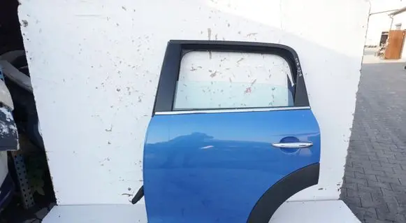 Mini Cooper Countryman R60 Rear door