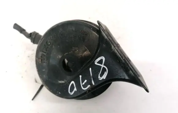 Volvo S70 V70 V70 XC Horn signal E200884