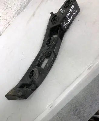 Volkswagen Touran III Rear bumper mounting bracket 5ta807394