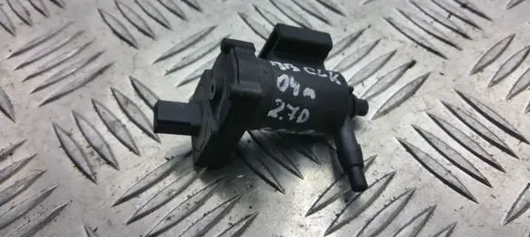 Mercedes-Benz CLK A209 C209 Turbo solenoid valve A20380000176