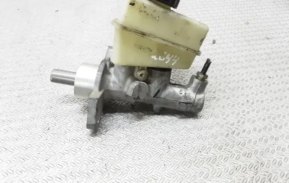 Mercedes-Benz CLK A208 C208 Master brake cylinder A2024300302