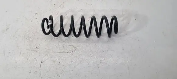 Volkswagen Golf VII Rear coil spring 5Q051115