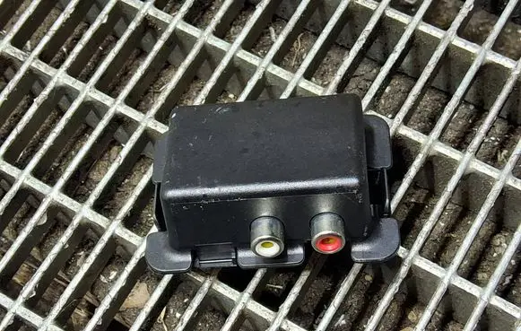 Citroen Berlingo AUX in-socket connector 9659681480 9659681580 CMN1073S