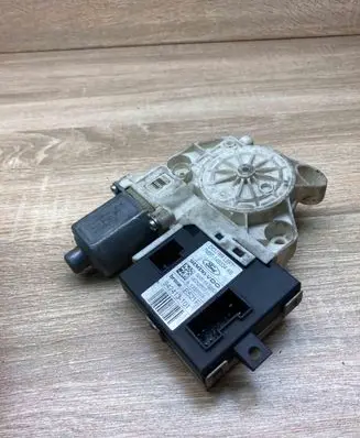 Ford C-MAX I Rear door window regulator motor 7M5T14B534AB 5WK11588D