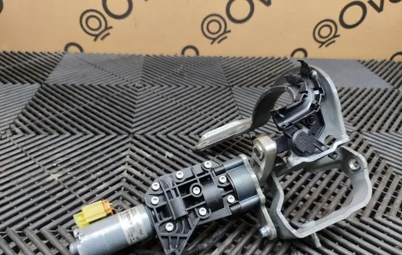 Audi Q7 4M Tailgate/trunk/boot lift motor 0390204154