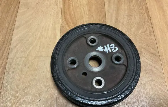 Volvo V70 Crankshaft pulley 30731865