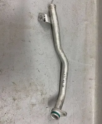 Audi Q7 4M Engine coolant pipe/hose 059121075EG