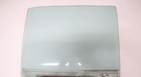 Mercedes-Benz COMPAKT W115 Rear door window glass