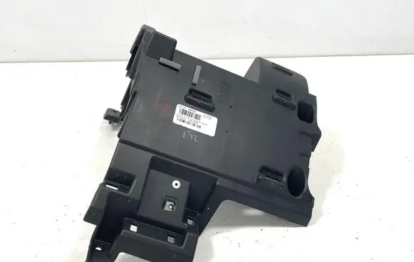Chevrolet Volt I Dashboard lower bottom trim panel 20924564 1020106795