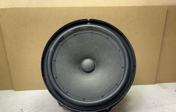 Skoda Superb B6 (3T) Front door speaker 3T0035411A 900475464003 6AH