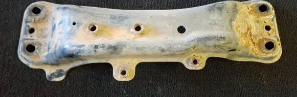 Subaru Legacy Gearbox mounting bracket