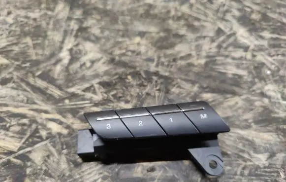 Jaguar XJL Seat memory switch AW9314776BB