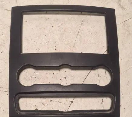 Mercedes-Benz Sprinter W906 Radio/GPS head unit trim A9066800017