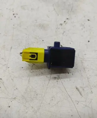 Mercedes-Benz C W204 Airbag deployment crash/impact sensor A2128204926