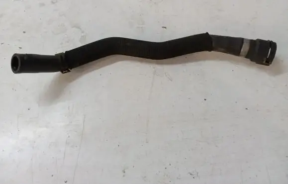 Audi A8 S8 D3 4E Engine coolant pipe/hose 4E0121477A