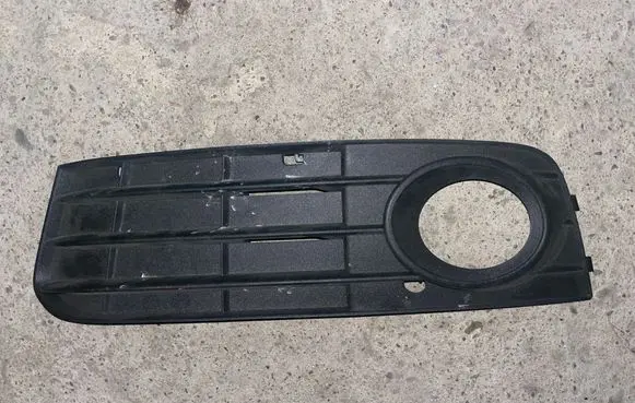 Audi A4 S4 B8 8K Front fog light trim/grill 8K0807681A