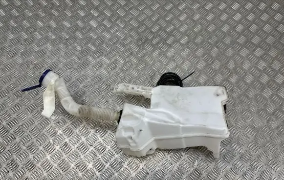 Opel Mokka X Windshield washer fluid reservoir/tank 9820843780