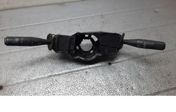 Peugeot Partner Wiper turn signal indicator stalk/switch
