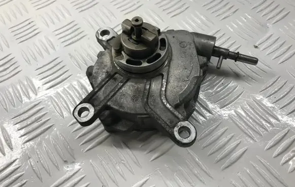 Toyota Corolla Verso AR10 Vacuum pump 293000R010 02080783