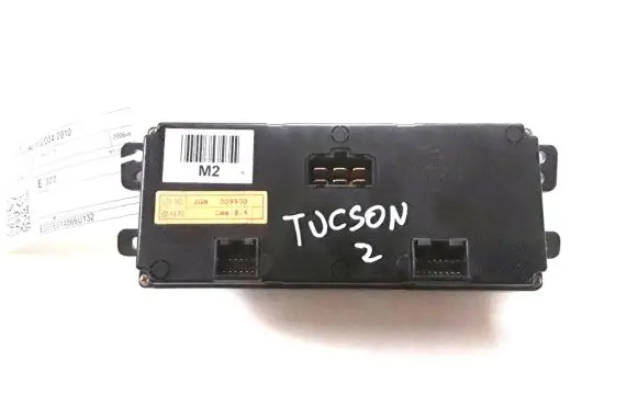 Hyundai Tucson JM Air conditioner control unit module 972502exxx