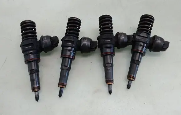 Ford Galaxy Fuel injectors set 038130073AH