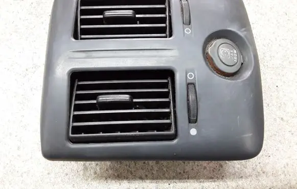 Fiat Croma Dash center air vent grill 1821941303