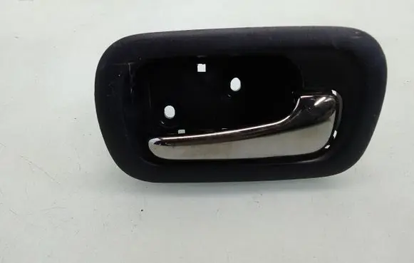 Honda CR-V Rear door interior handle