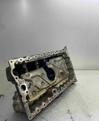 Volvo XC90 Oil sump 30713677A