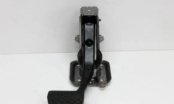 Skoda Octavia Mk2 (1Z) Brake pedal 1K1723057AL
