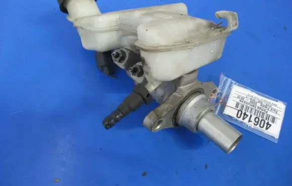 Ford Fiesta Master brake cylinder