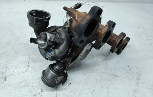 Volkswagen Caddy Turbo 03G253014M 710023848 GV39A0072