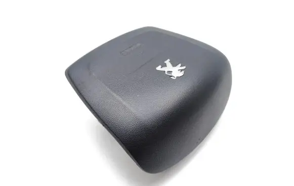 Steering wheel airbag