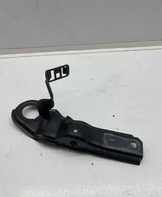 Fender mounting bracket