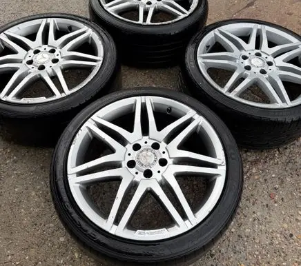 Mercedes-Benz E W212 R19 alloy rim A2124014702 A2124014502