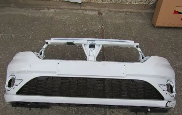 Dacia Sandero III Front bumper 620228531R