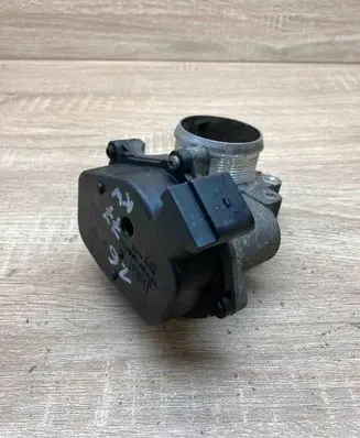 Volkswagen Caddy Throttle valve 03L128063L 35109052