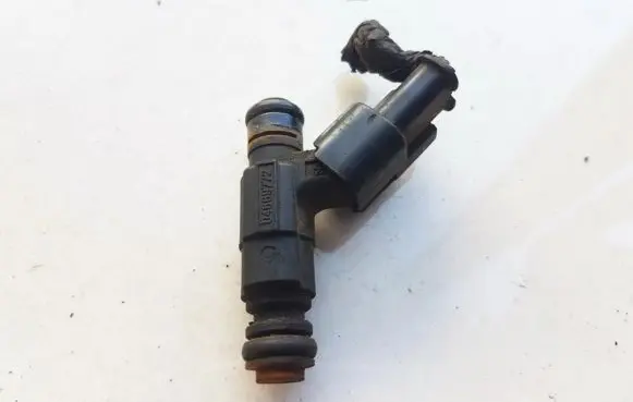Chrysler Neon II Fuel injector 0280155782 04669772