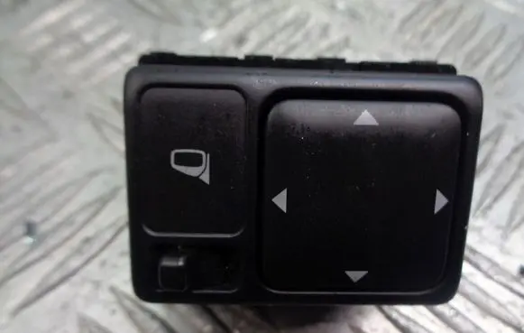 Nissan Micra Wing mirror switch