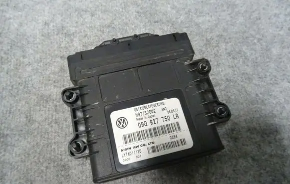 Volkswagen PASSAT B7 Gearbox control unit/module 09G927750LR