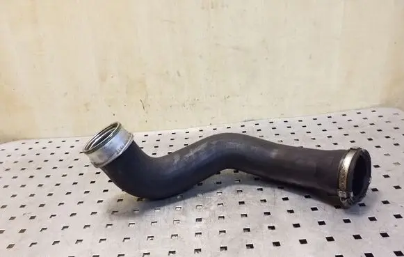 Mercedes-Benz ML W164 Intercooler hose/pipe A1645281582