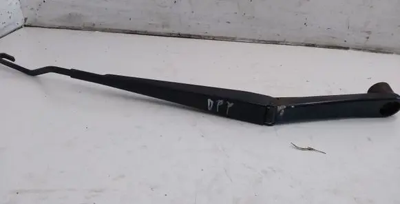 Jeep Grand Cherokee (WK) Front wiper blade arm