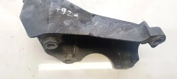 Audi A4 S4 B6 8E 8H Engine mounting bracket 8F0199307A