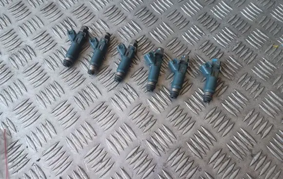 Ford Mondeo Mk III Fuel injectors set 2M2EA7B