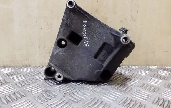 BMW X3 E83 A/C compressor mount bracket 64557512556 7512556