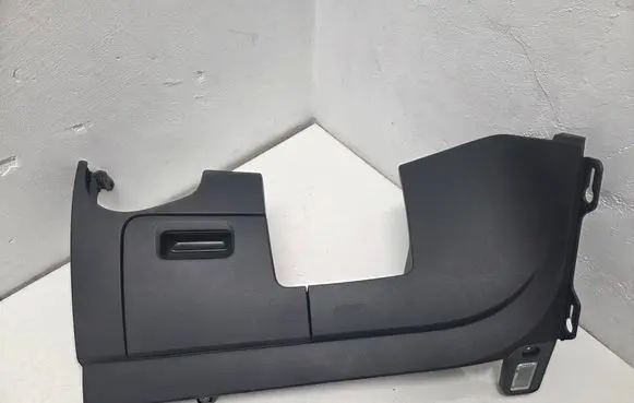 Volkswagen Golf Sportsvan Dashboard lower bottom trim panel 517858011