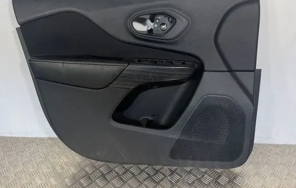Jeep Cherokee Front door card panel trim
