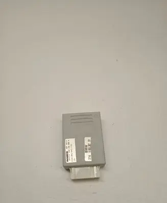 BMW X5 F15 Air suspension control unit module (rear) 6860387