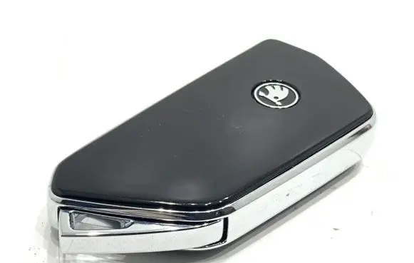 Skoda Superb B9 Ignition key/card 